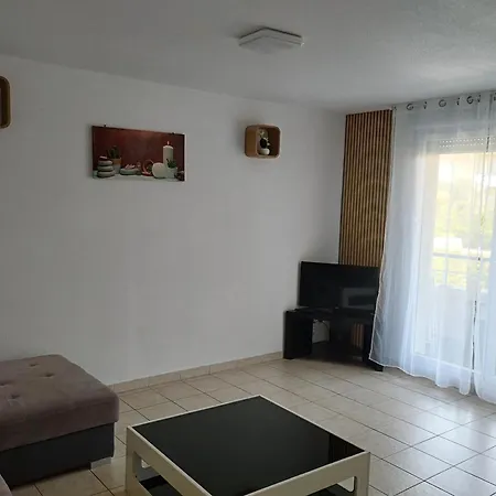 Résidence Calme Avec Piscine *